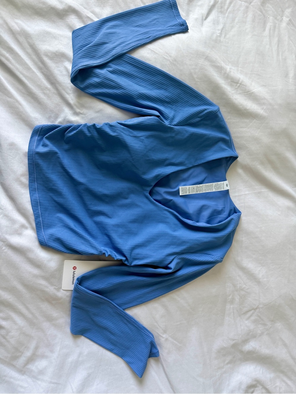 lululemon athletica Periwinkle Blue Scoop Neck Crop Top - Picture 2 of 6